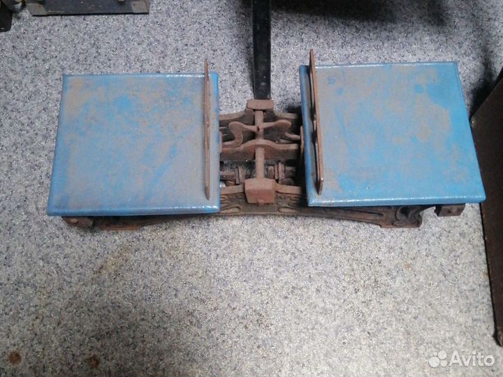 Весы Артель Красный весовщик. 30 годы