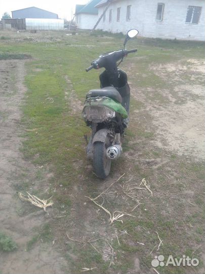 Продам скутер Райсер