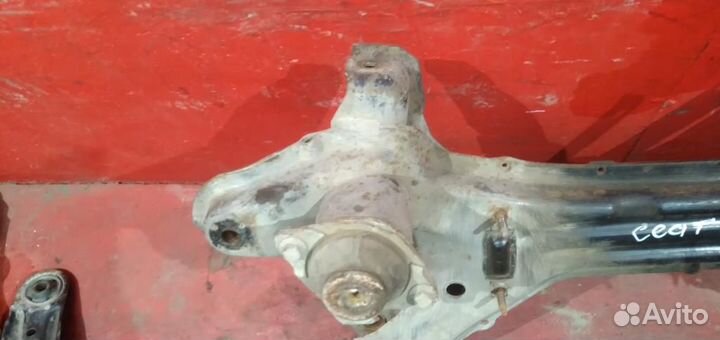 Сеат кордоба подрамник передний гольф 3 венто 1.4