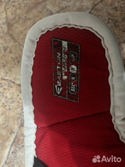 Налокотники хоккейные sr s