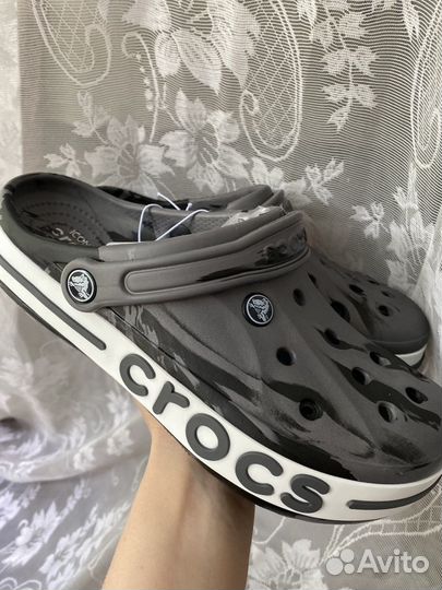 Crocs градиент