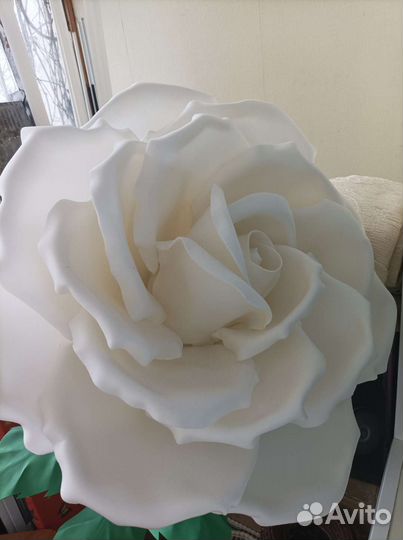 Торшер напольный роза белая