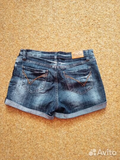 Шорты женские