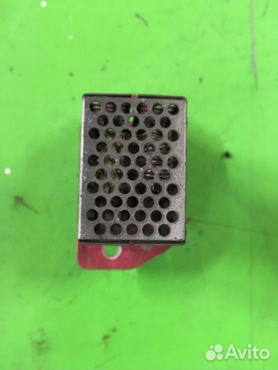 Резистор отопителя Субару Форестер 10