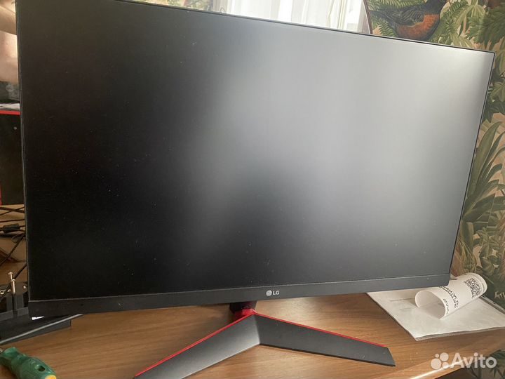 Продаю игровой монитор LG