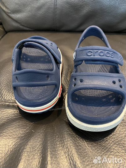 Сандалии crocs c6