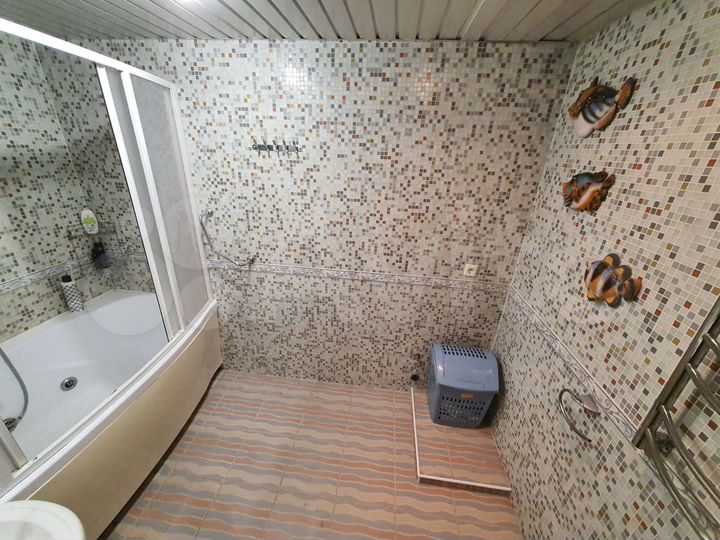 4-к. квартира, 95,9 м², 4/9 эт.