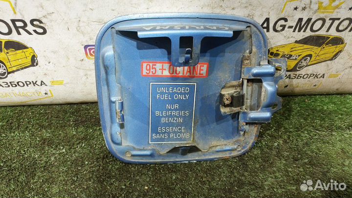 Лючок бензобака Mitsubishi Carisma I