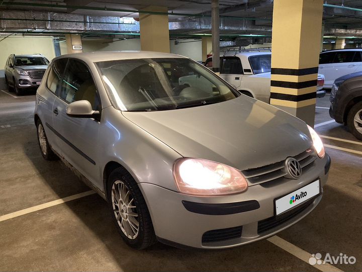 Volkswagen Golf 1.4 МТ, 2004, 301 775 км