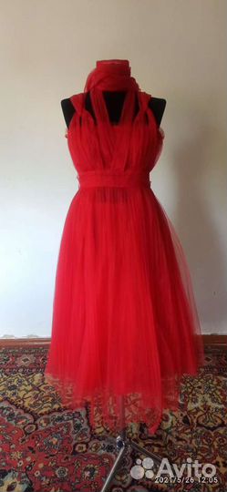 Вечернее платье Givenchy 38