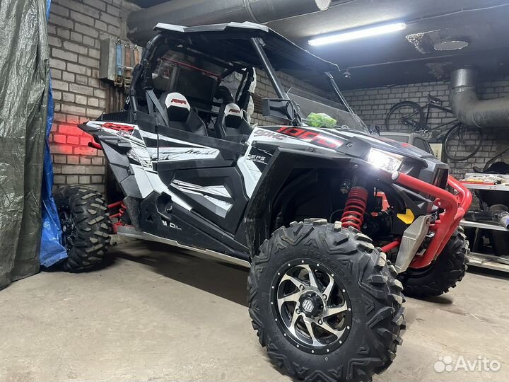 Polaris RZR 1000 XP