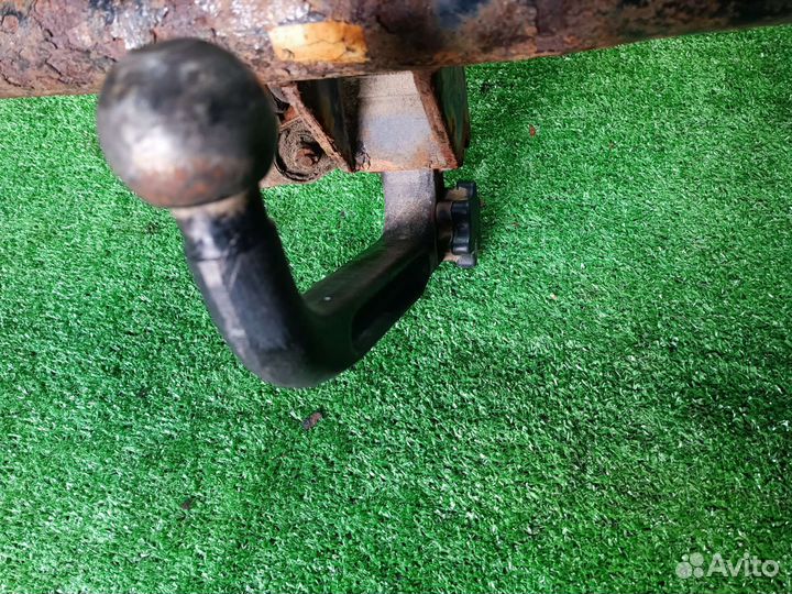 Фаркоп Пассат Б5