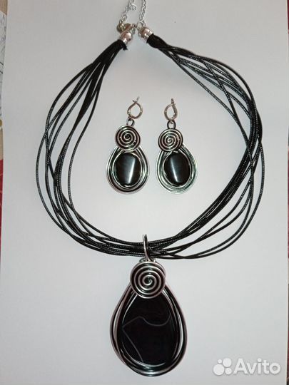 Набор из натурального агата серьги колье