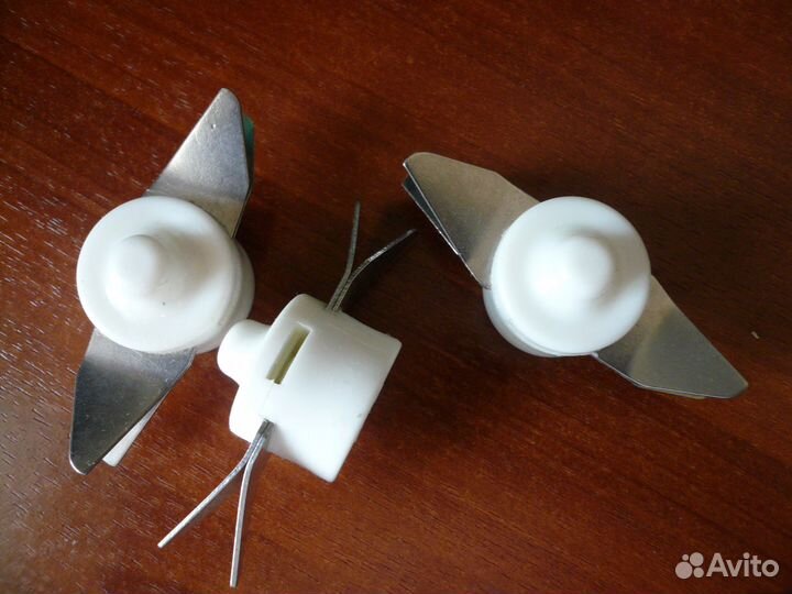 Ножи к электромясорубке, принадлежности к пылесосу