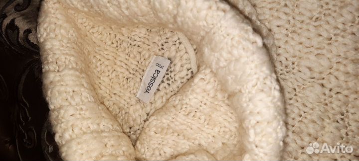 Свитер, оригинальная модель