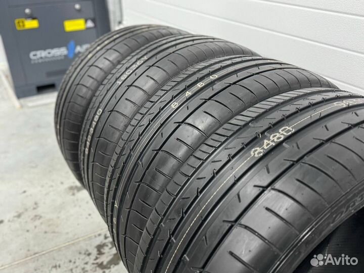 Dunlop SP Sport Maxx 050+ 275/35 R20 и 255/35 R20 97Y