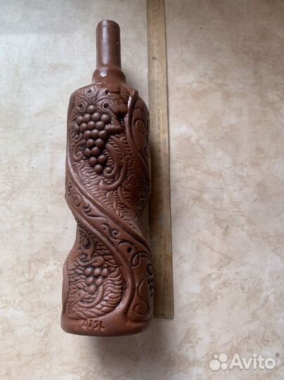 Глиняная бутылка
