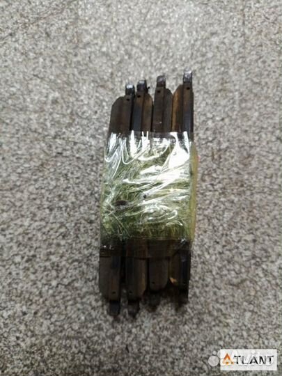 Тормозные колодки передний nissan cube