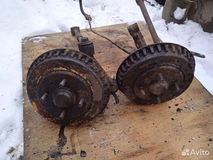 Поворотный кулак задний Kia Shuma 2 1.6