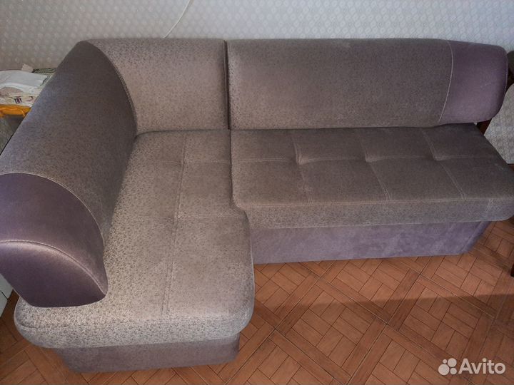 Угловой диван