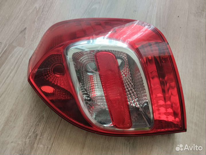 Фонарь правый лада гранта кросс/лада калина