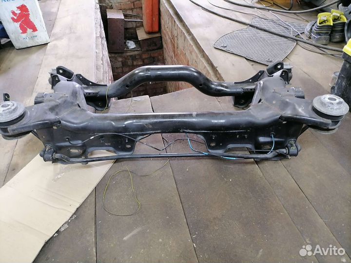 Подрамник audi a6 с5 аллроуд