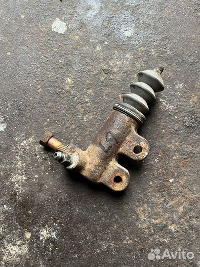 Рабочий тормозной цилиндр Lancer 9 1.6