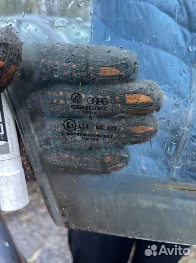 Стекло переднее правое VW Passat B3