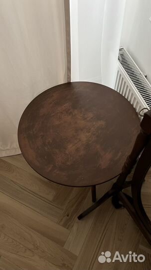 Журнальный стол дерево