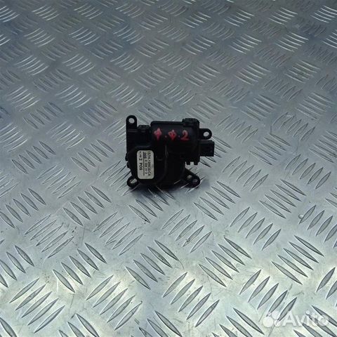 Моторчик заслонки печки Ford Focus 2 1.4 asdb 80