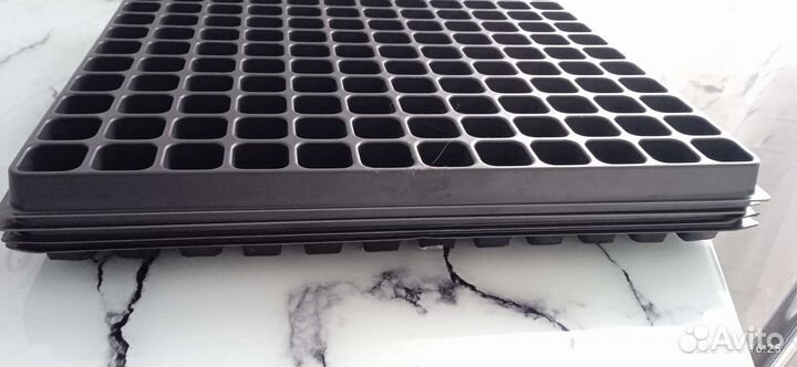 Ячейки для рассады