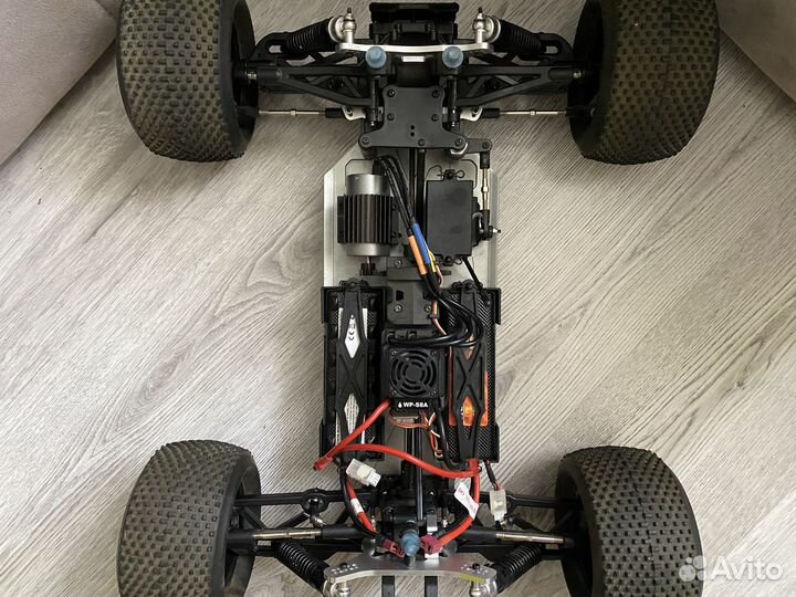 Радиоуправляемая модель багги 1/8 nanda racing