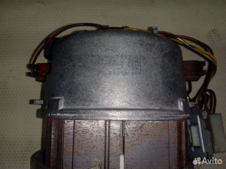 Двигататель стиральной машины Вирпул