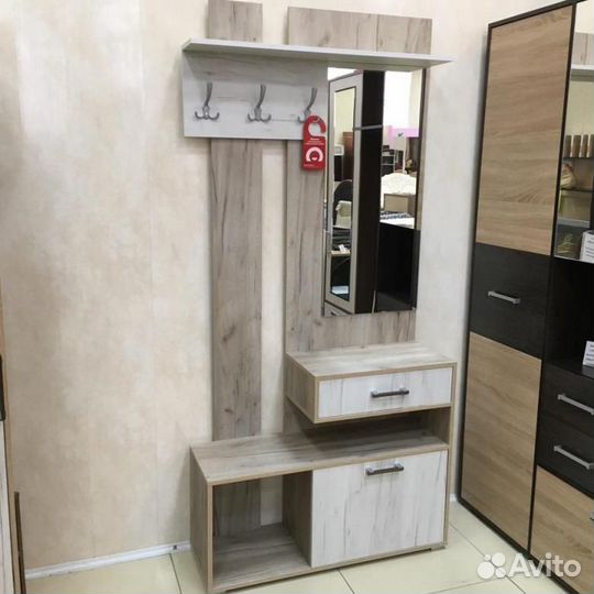Прихожая