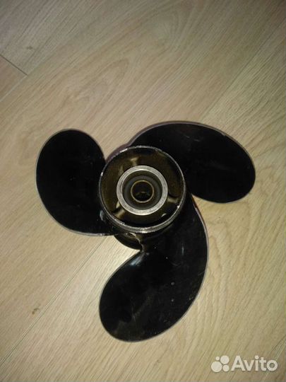 Лодочный винт на подвесной мотор Меркури 15мильный