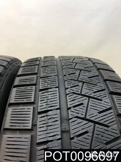 Pirelli Ice Asimmetrico 215/45 R17 91Q