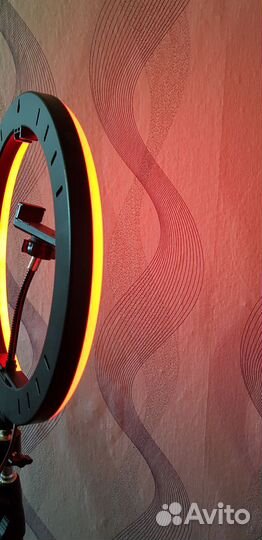 Кольцевая лампа