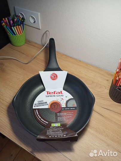 Сковорода Tefal 28 см