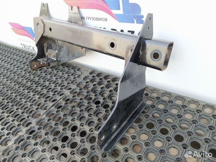 1697359 Кронштейн аккумуляторного ящика