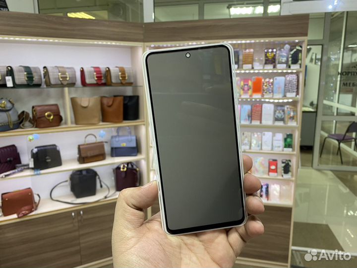 Защитное стекло на xiaomi redmi note 9 pro