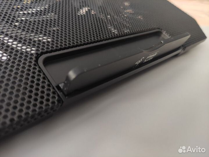 Подставка для ноутбука с охлаждением для 13-17