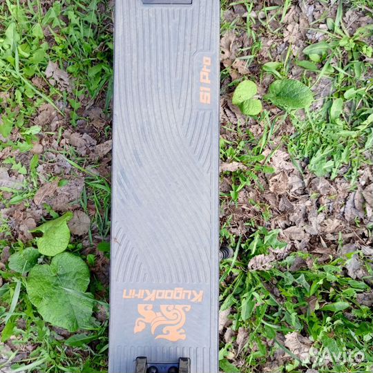 Продам электросамокат