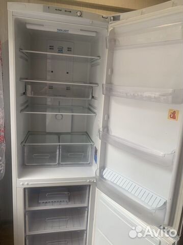 Холодильник indesit IBF 181 Хорошее состояние объявление продам