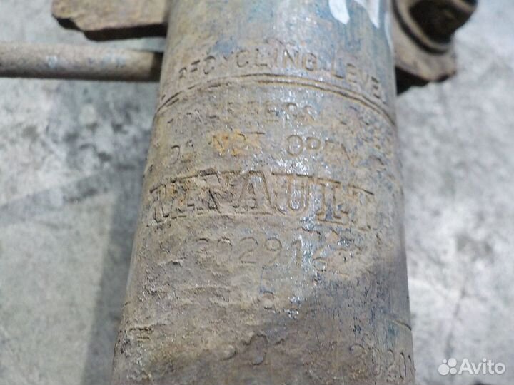 Амортизатор передний renault Duster 1 2010-2019