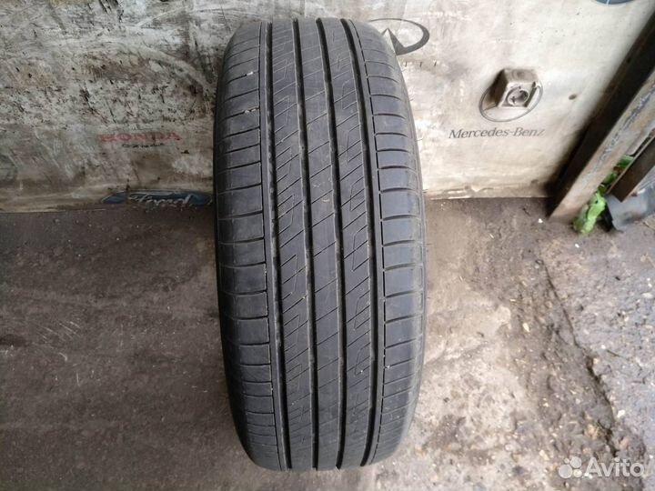 Kumho Solus HS63 225/55 R18 98V