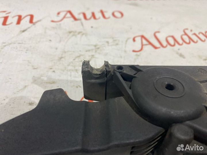 Педаль газа Ford Focus 2
