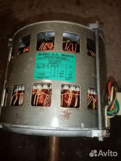 Двигататель стиральной машины zanussi