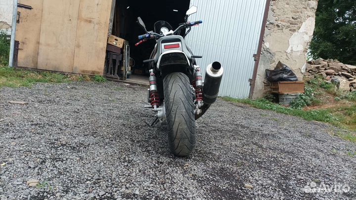 Yamaha V-Max 1200