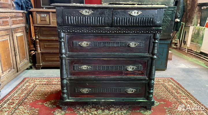 Комод старинный