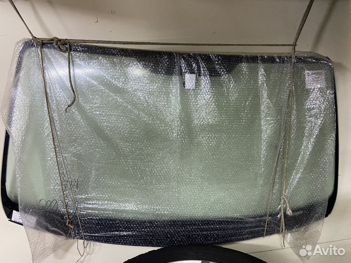 Стекло лобовое новое Фольцваген Амарок